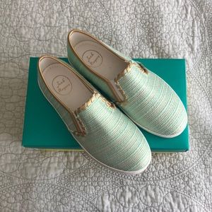 Never worn Size 6.5 Jack Rogers Baldwins in Mint